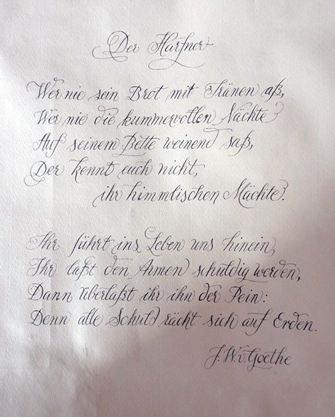 Kalligrafie mit Federzeichnung, Spitzfederschrift, Illustration