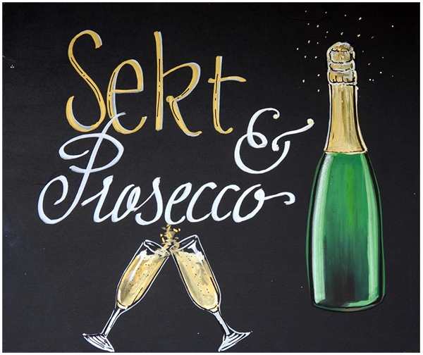 VollCorner, Sekt und Prosecco Kreidetafel, Malerei und Lettering